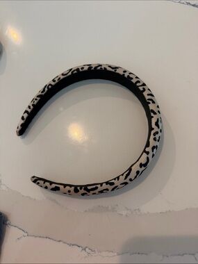Leopard Print Padded Headband - Black & Cream Women’s Hair Accessory